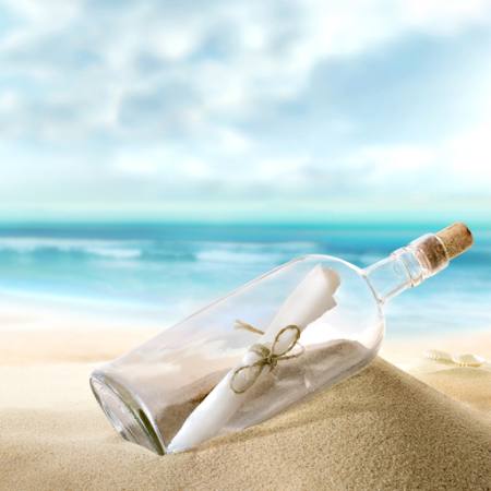 flaska, hav, sand, papper, ocean Silvae1 - Dreamstime