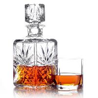 Pixwords Bilden med Scotch whisky, glas, dricka, alcohool Tadeusz Wejkszo (Nathanaelgreen)