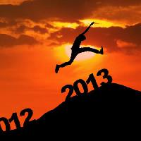 Pixwords Bilden med år, hopp, sky, man, hoppa, sol, solnedgång, nytt år Ximagination - Dreamstime