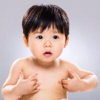 Pixwords Bilden med pojke, barn, unge, naken, människa Leung Cho Pan (Leungchopan)