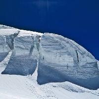 Pixwords Bilden med berg, snö, skugga, sky, is, förkylning, berg Paolo Amiotti (Kippis)